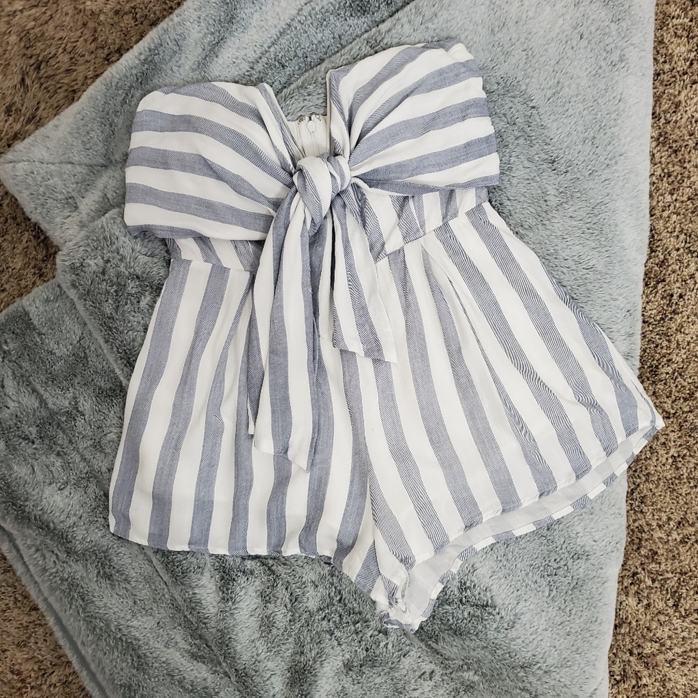 Romper - Picture 2 of 4